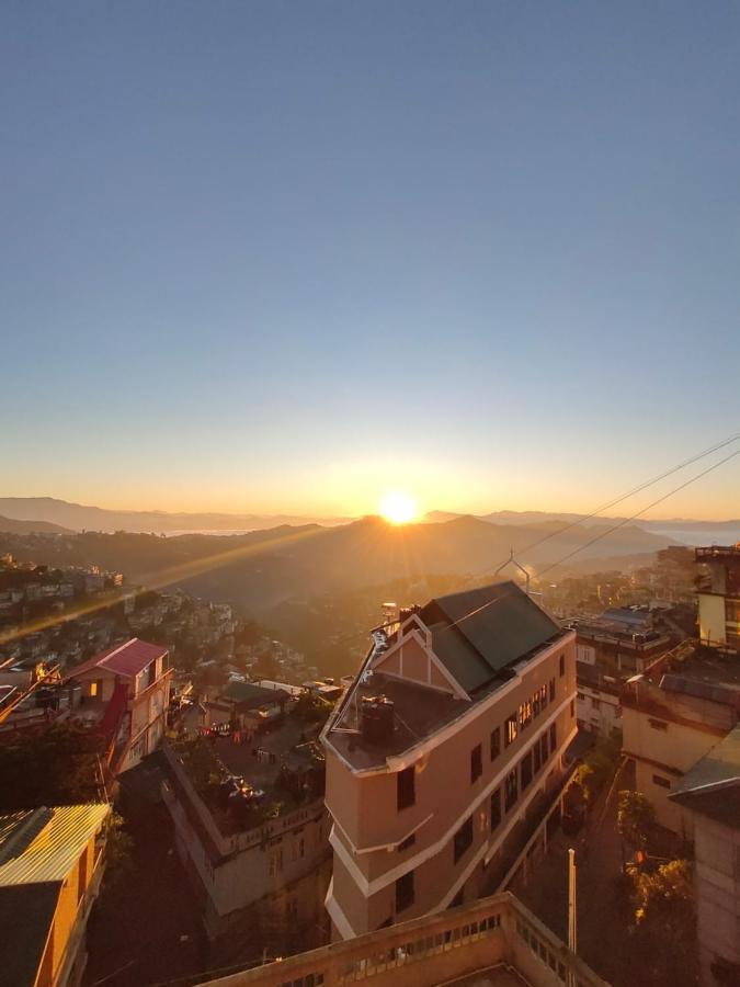 The 1998 Homestay Aizawl Exterior photo